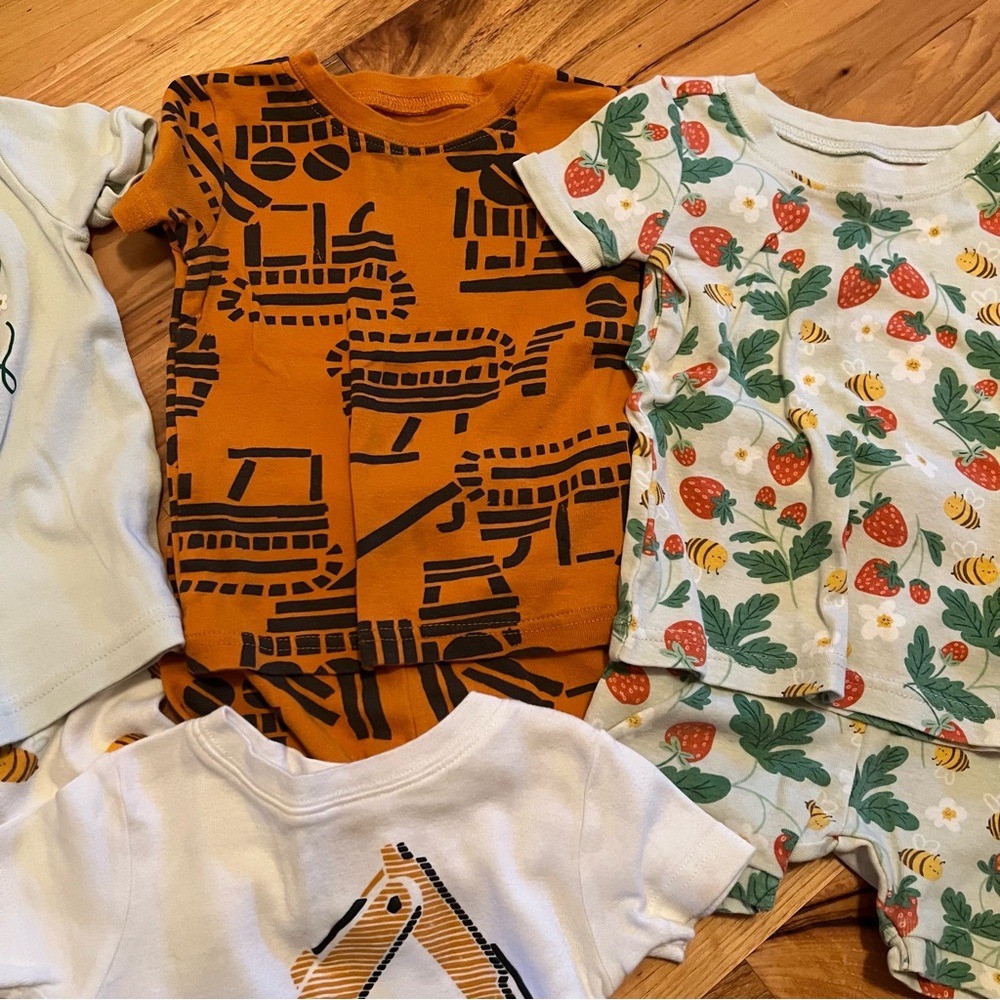 Spring/Summer Pajama Bundle - Picture 5 of 6